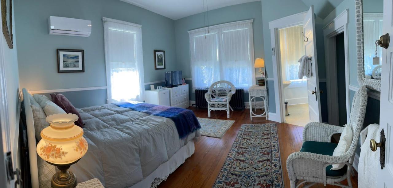 The Grey Swan Inn Llc Blackstone Exteriér fotografie
